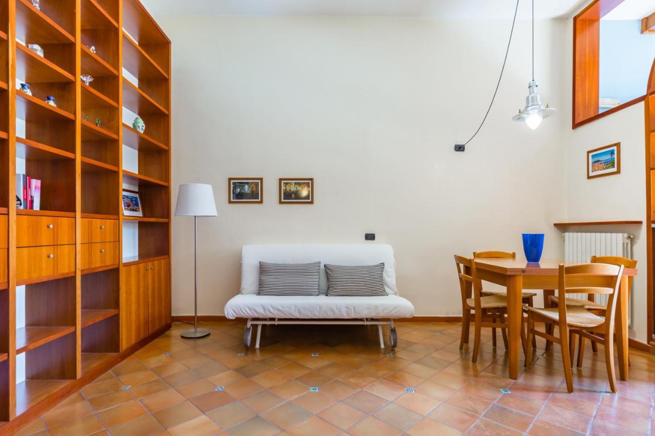 Ferienwohnung Casa 45 Salerno Exterior foto
